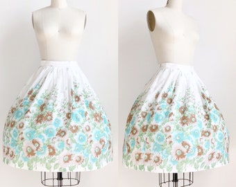 50s Vintage Blue and Brown Daisy Border Novelty Print Skirt - Small 25" waist