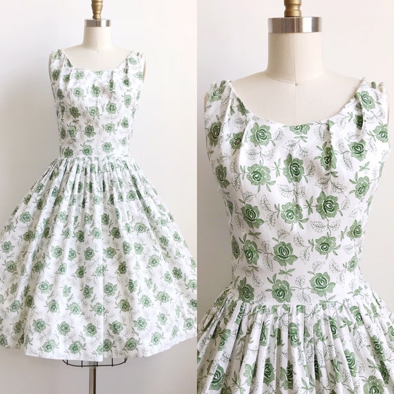 50s Green Rose Embroidered Print Day Dress - Sma