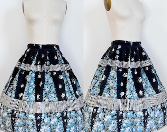 Vintage 1950s floral border print novelty skirt