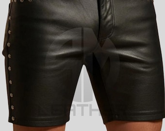 Pantalones cortos de cuero negro con tachuelas para hombre – Estilo punk urbano hecho a mano