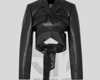 Chaqueta corta de cuero auténtico estilo motero para mujer, con cuello y mangas largas.