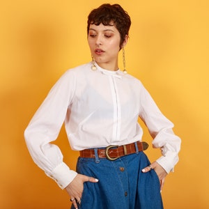 50s White Formal Bow Long Sleeve Top Vintage Rayon Classic Dainty Blouse