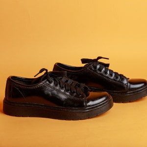 Doc martens patent leather shoes on sale