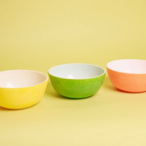 Set of 3 50s Colorful Ice Cream Textured Bowls Vintage Glass Round Bowls image 1