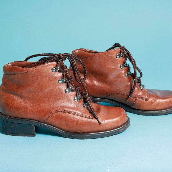 90s Light Caramel Brown Ankle Boots Vintage Lace up Leather Boots