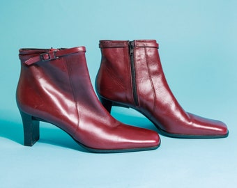 90s Dark Deep Red Pointy Heel Boots Vintage Ankle Buckle Zipper Boots