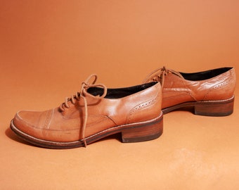 80s Light Caramel Brown Lace up Oxfords Vintage Tie Leather Stitched Shoes