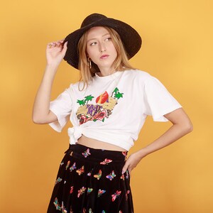 90s White Cotton Graphic Tee Vintage Shirt Bahama Tropical Printed Tshirt