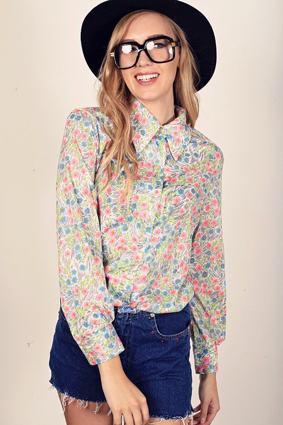 60s Daisy Blouse Vintage Print Colorful Pointy Col