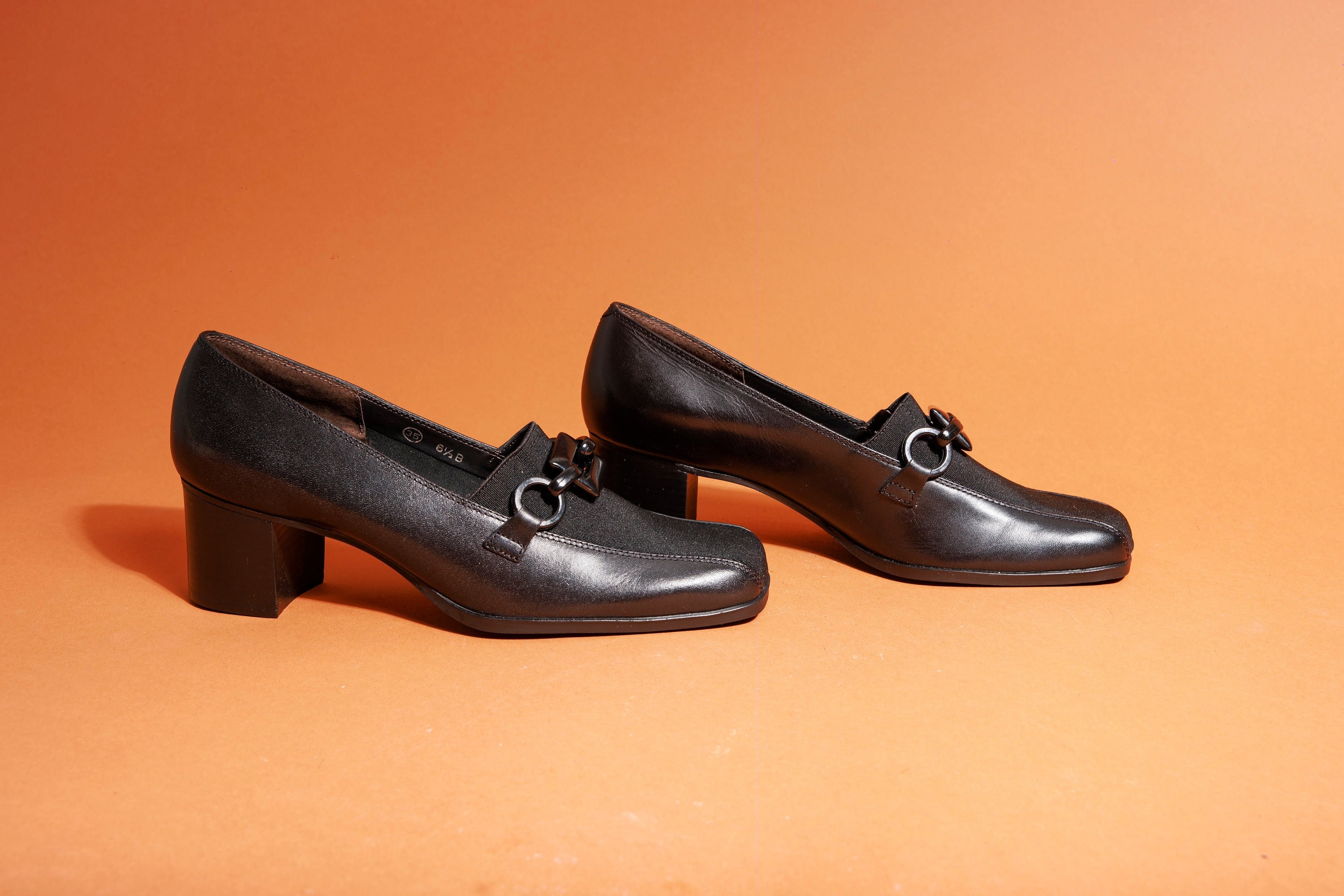Vintage 90s Black Leather Loafer Square Toe Heels 7.5 LISBON Black Leather Square-Toe Mary Jane Women main image 3