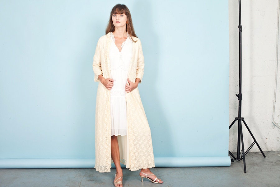 Buy 50s Cream Dainty Lace Robe Vintage Peter Pan Collar Long Robe Online in India Etsy