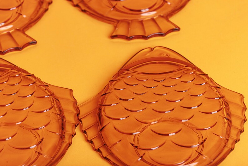 Set of 4 80s Amber Fish Clear Glass Plates Vintage Novelty Matching Small Plates image 8