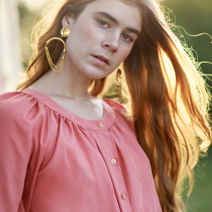 70s Rose Pink Shiny Tunic Blouse Vintage Oversize Boho Mid Sleeve Top image 4