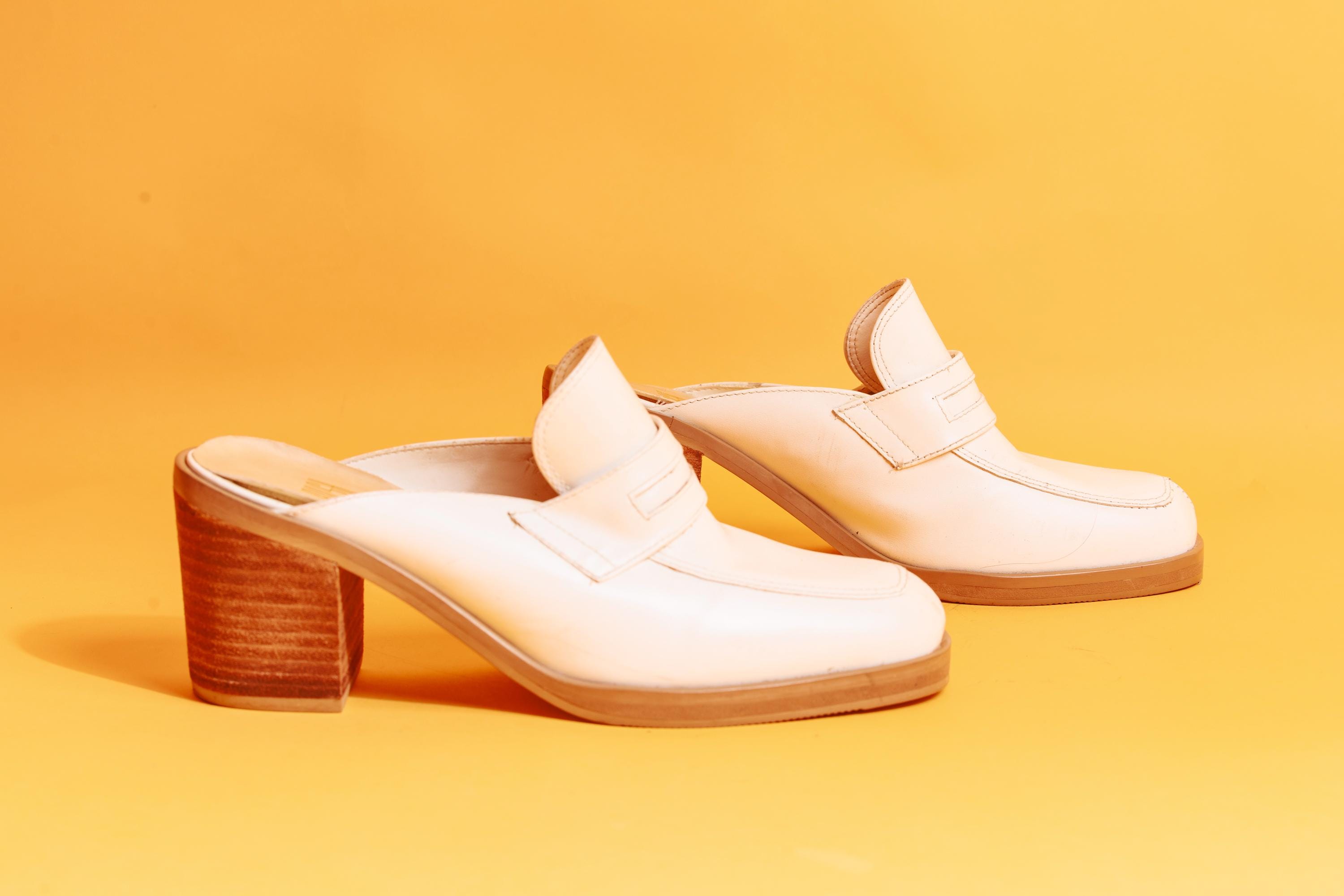 80s White Leather Block Heel Mules Vintage Loafer Slip on Chunky
