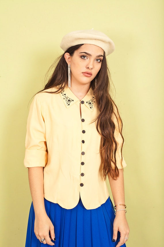 80s Yellow Cream Embroidered Blouse Vintage Black… - image 4