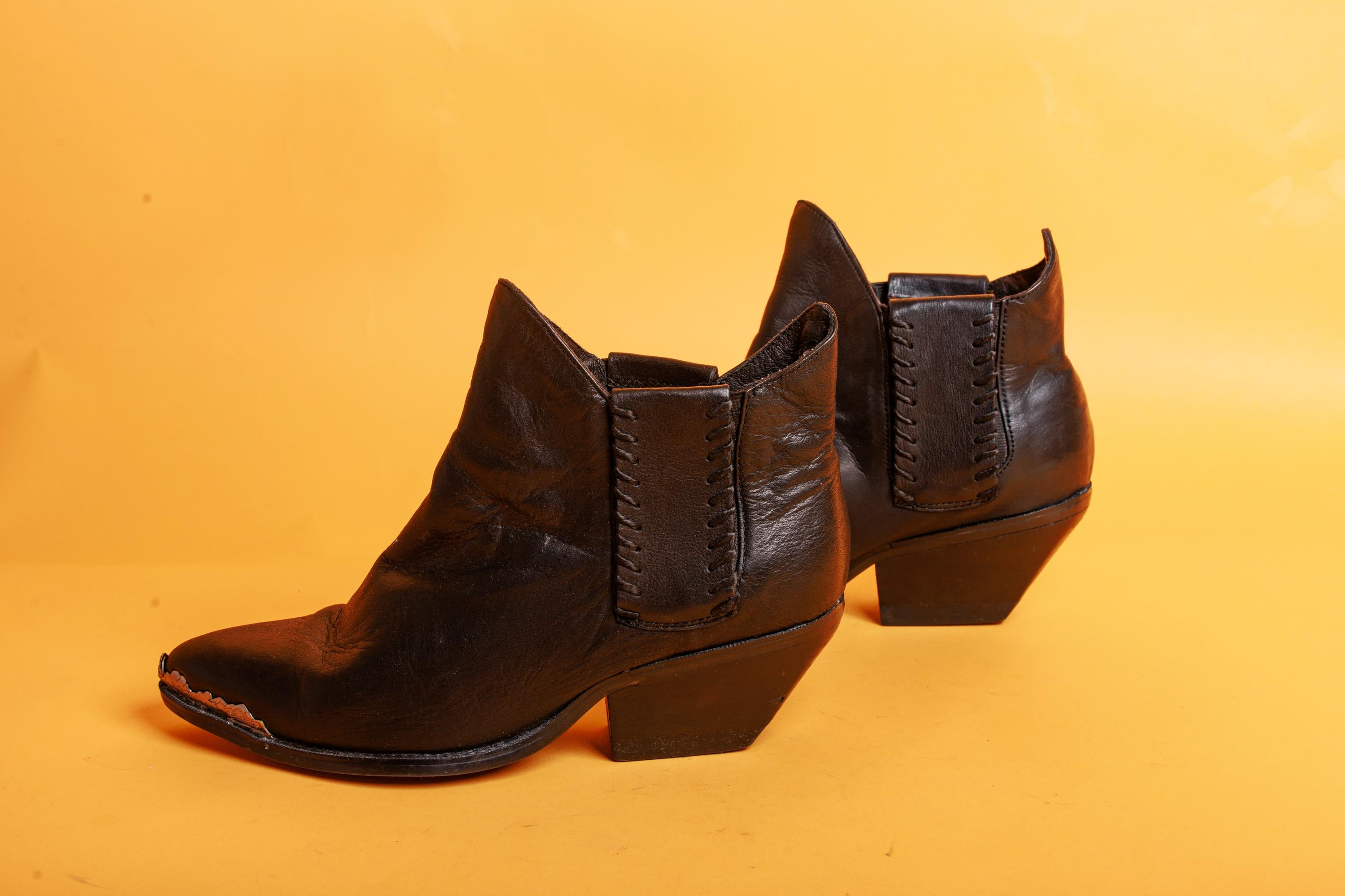 90s Vintage Boots-Black Leather Boots-US Men Size 10-Genuine Leather-Rockabilly Vintage 90s Black Leather Lace-Up Boots — LIFE OF VICE main image 2