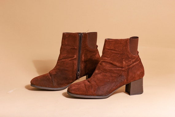 80s Brown Velvet Short Ankle Boots Vintage Square… - image 1