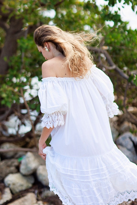 60s White Lace Off The Shoulder Maiden Dress Vint… - image 10