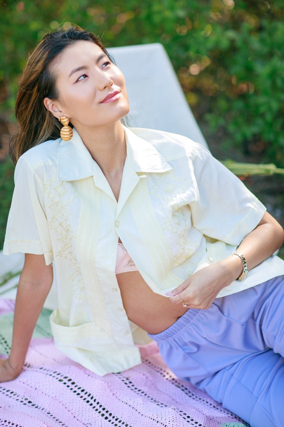 60s Pale Yellow Embroidered Oversize Blouse Vinta… - image 8