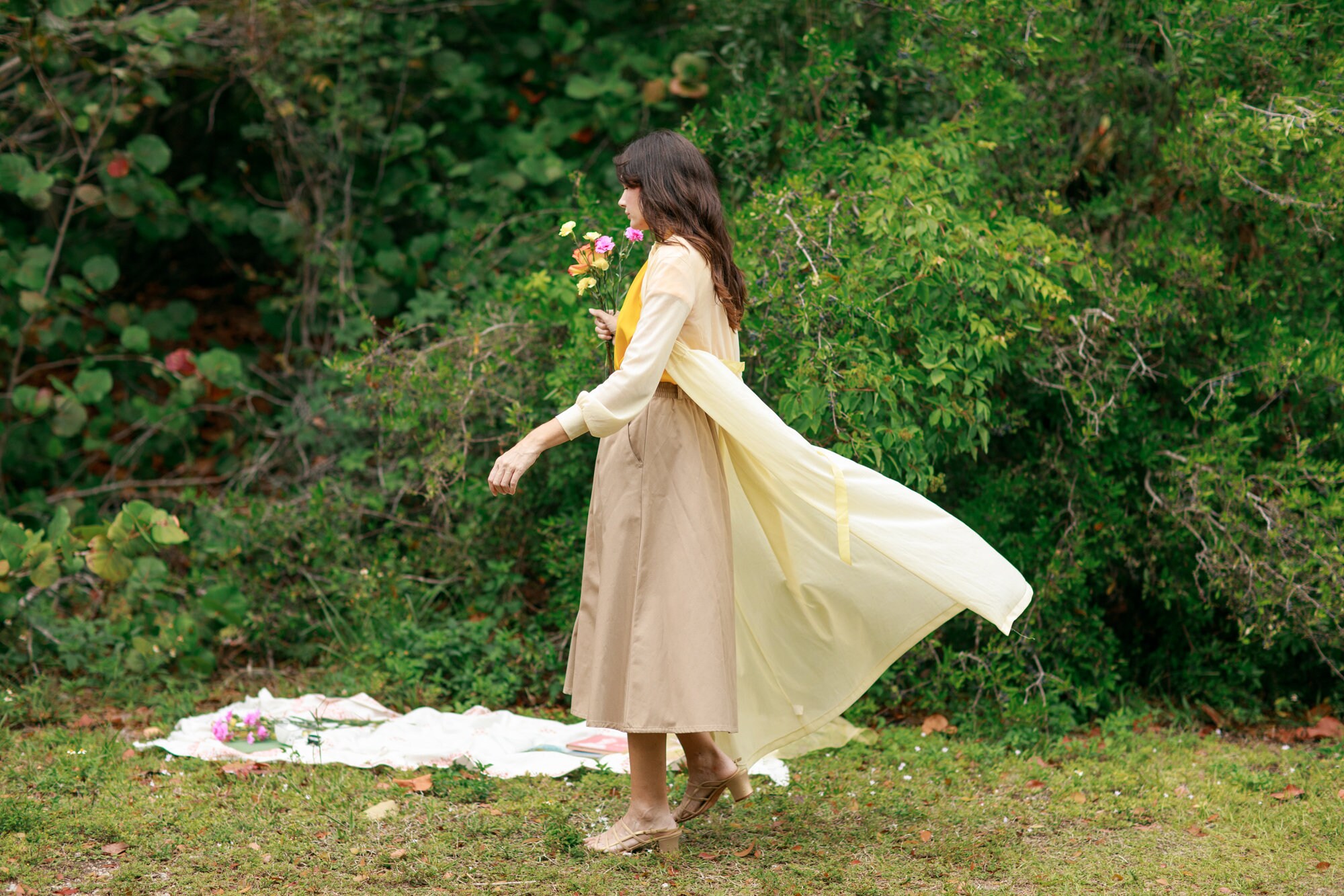 Robe longue online jaune pale