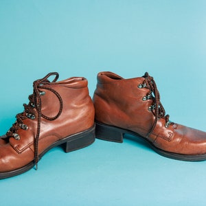 90s Light Caramel Brown Ankle Boots Vintage Lace up Leather Boots image 2