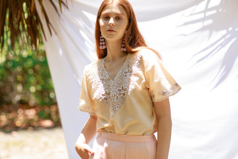 70s Cream White Embroidered Collar Top Vintage Short Sleeve Woven Prairie Blouse image 5