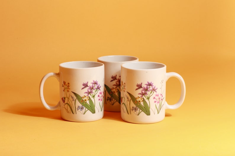 Set of 3 90s White Floral Colorful Ceramic Mug Matching Set image 2