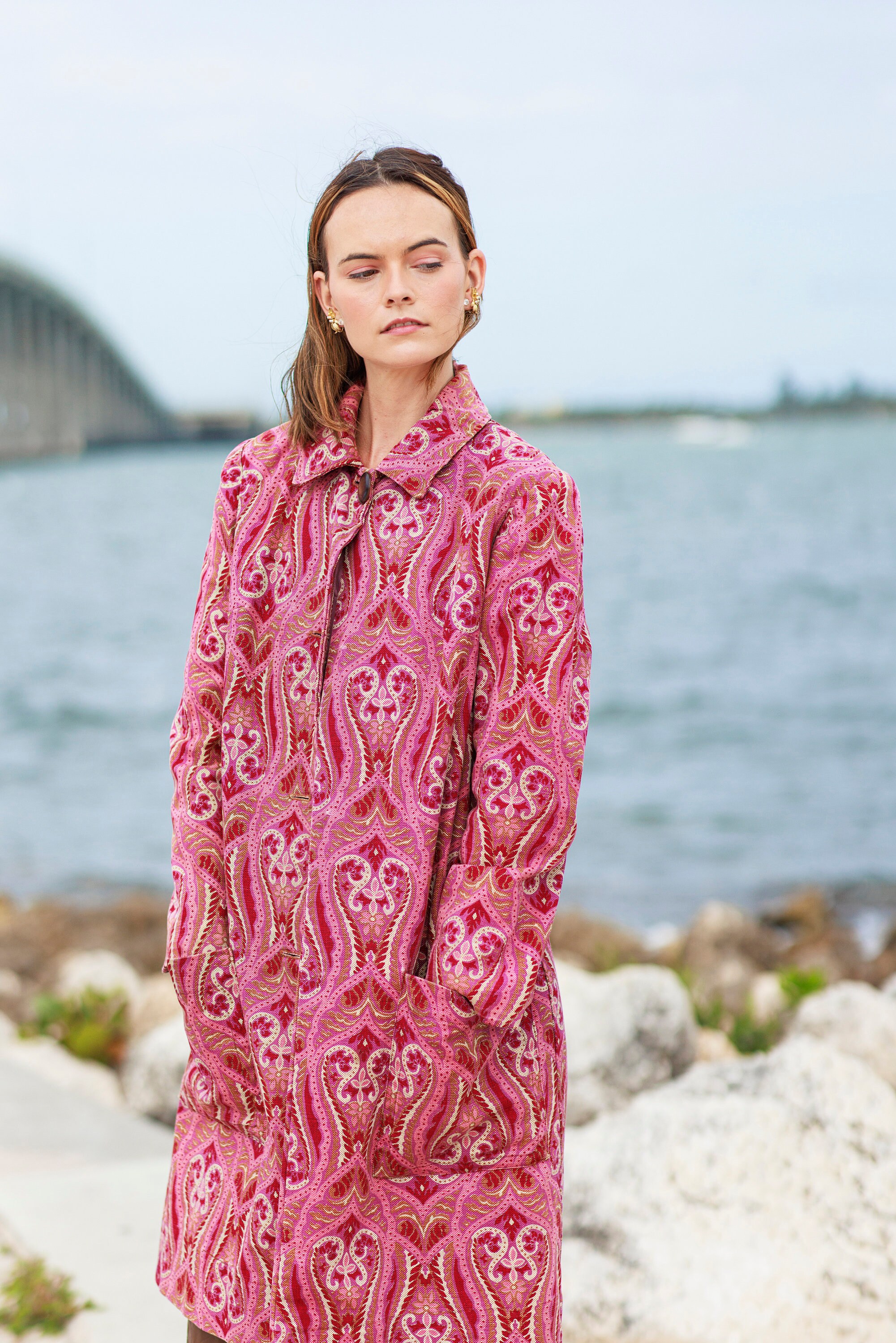 50s Pink Paisley Print Tapestry Coat Vintage Long Sleeve Colorful