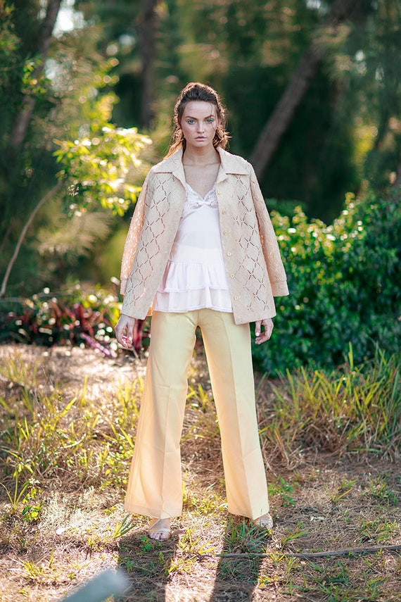 60s Cream Blouse Vintage Lace Pointy Collar Eyelet