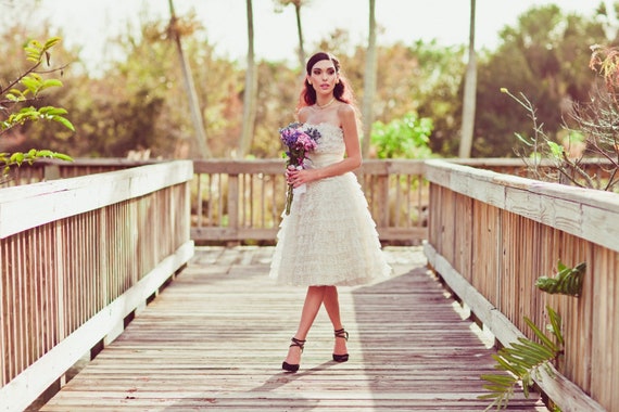 50s White Wedding Dress Vintage White Lace Cake L… - image 1