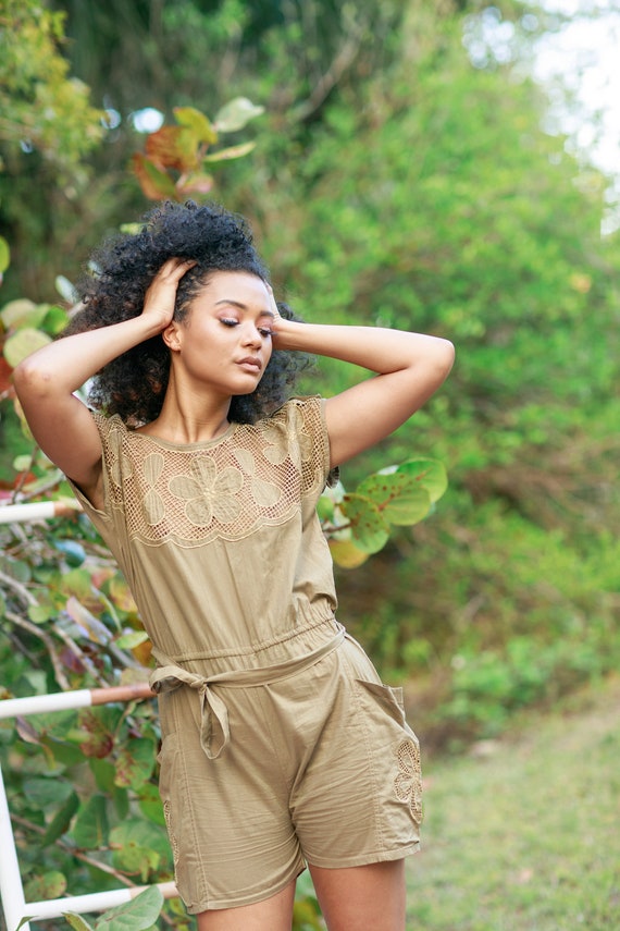 60s Olive Green Eyelet Shorts Romper Vintage Cott… - image 4