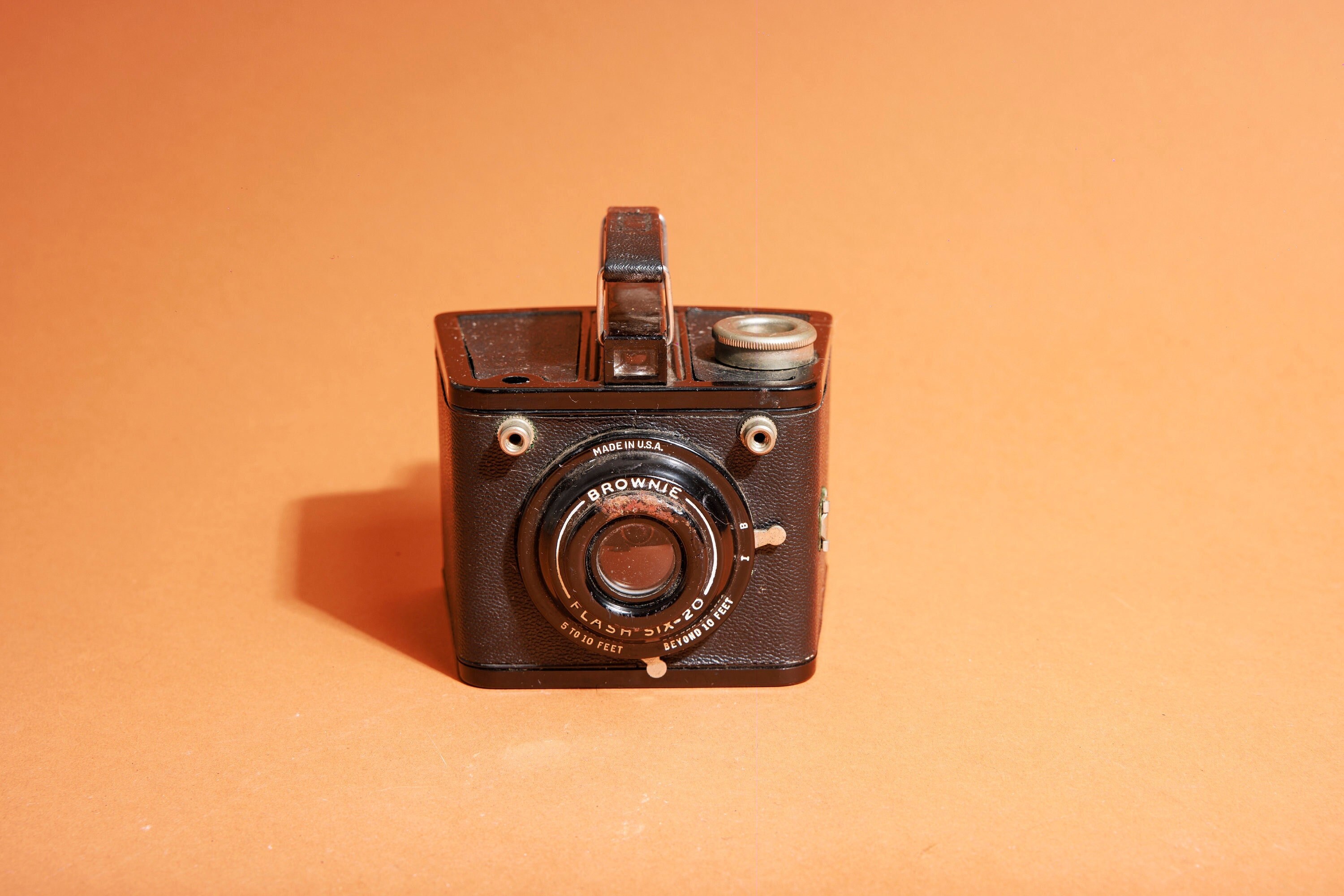 Vintage 50s Kodak Black Brownie Flash Six-20 Box Decor Collectable