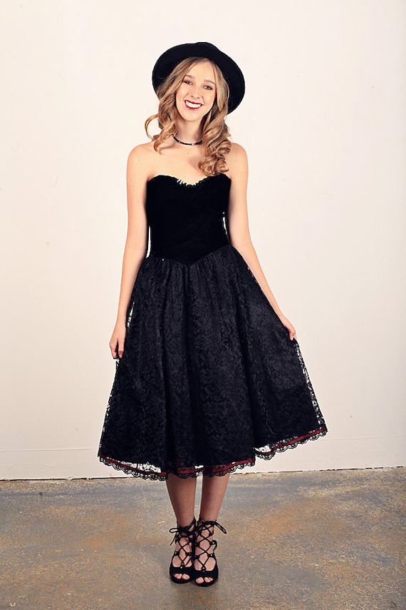 80s Strespless Lace Dress Vintage Black Velvet Par