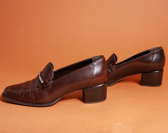 90s Dark Brown Leather Buckle Loafers Vintage Classic Short Slip on Loafers Shoes