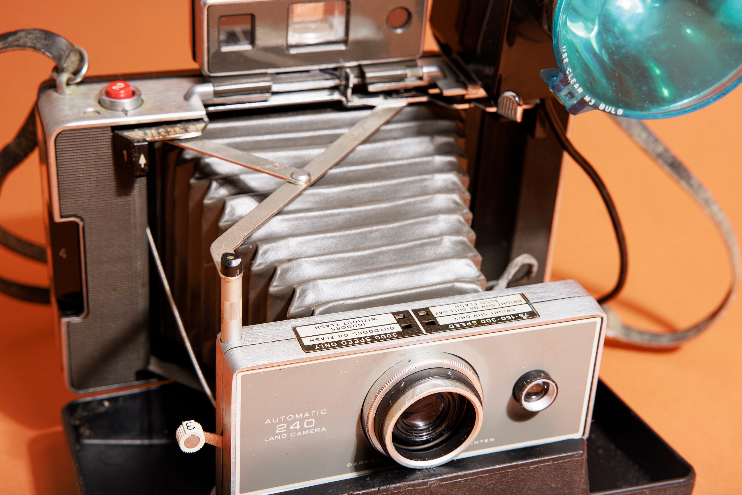 フィルムカメラ POLAROID automatic 240 Polaroid Automatic 240 Land Camera with Case Light Kit, Manuals
