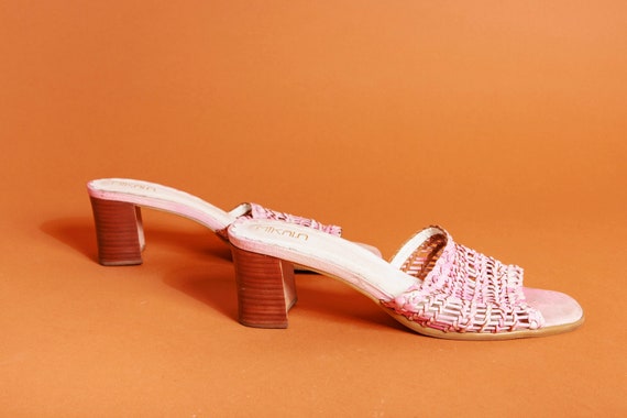 90s Light Pink Woven Leather Sandals Vintage Stra… - image 1