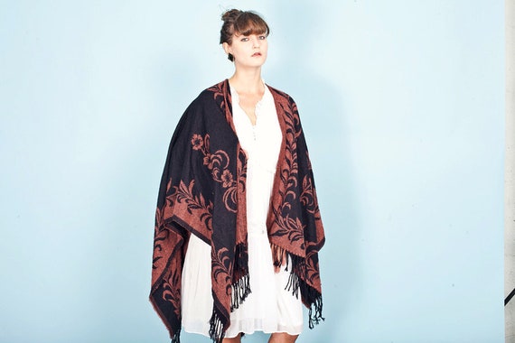 70s Brick Red Fringe Shawl Vintage Black Brocade R