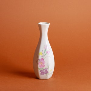 80s White Pastel Flower Hourglass Gold Trim Vase image 2