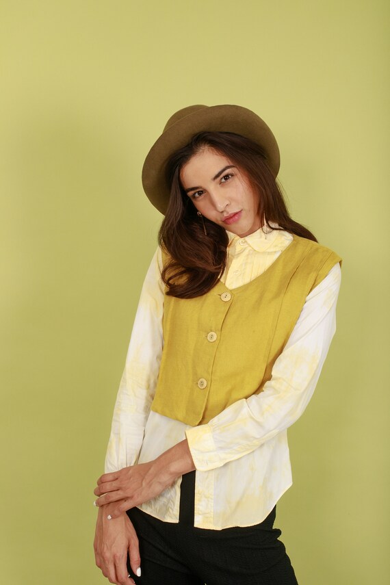 70s Mustard Yellow Linen Vest Vintage Cropped Sle… - image 6