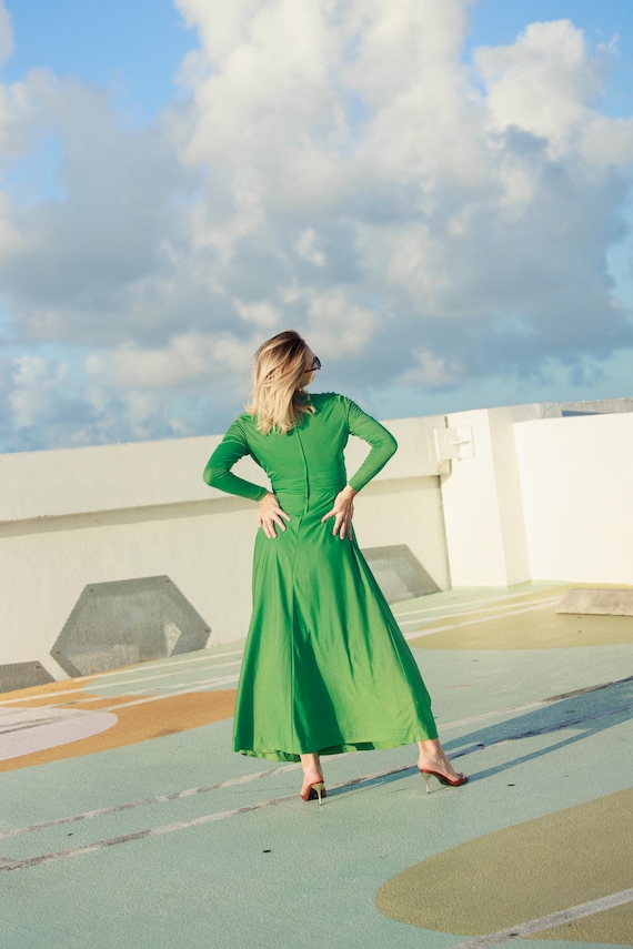70s Apple Green Jersey Maxi Dress: Vintage Elegant Long Sleeve