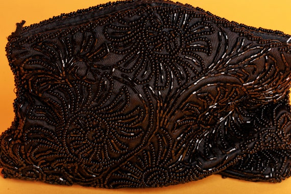 70s Black Beaded Swirl Clutch Vintage Formal Smal… - image 2