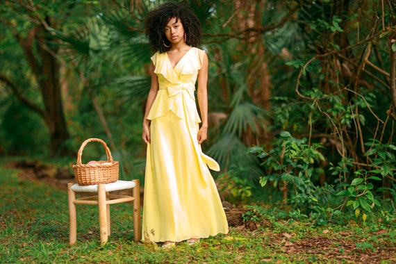 60s Yellow Chiffon Yellow Vintage Delicate Romantic Bow Maxi Dress - Etsy 60s Yellow Chiffon Yellow Vintage Delicate Romantic Bow Maxi Dress - Etsy