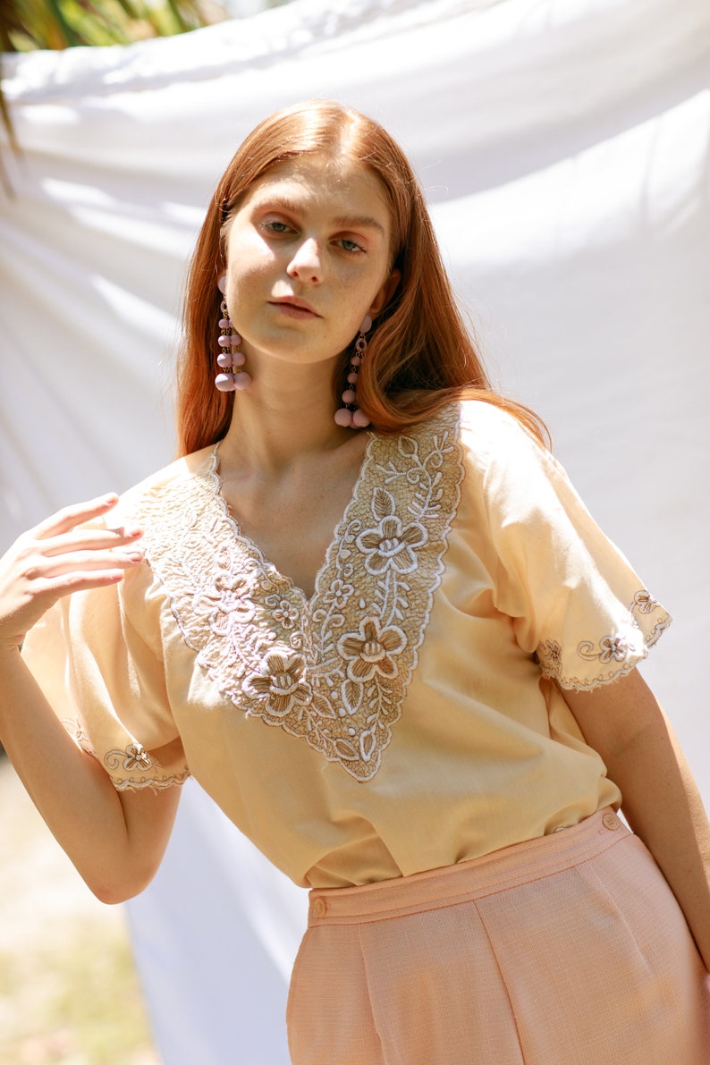 70s Cream White Embroidered Collar Top Vintage Short Sleeve Woven Prairie Blouse image 4