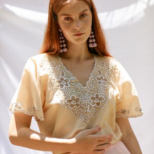 70s Cream White Embroidered Collar Top Vintage Short Sleeve Woven Prairie Blouse image 8