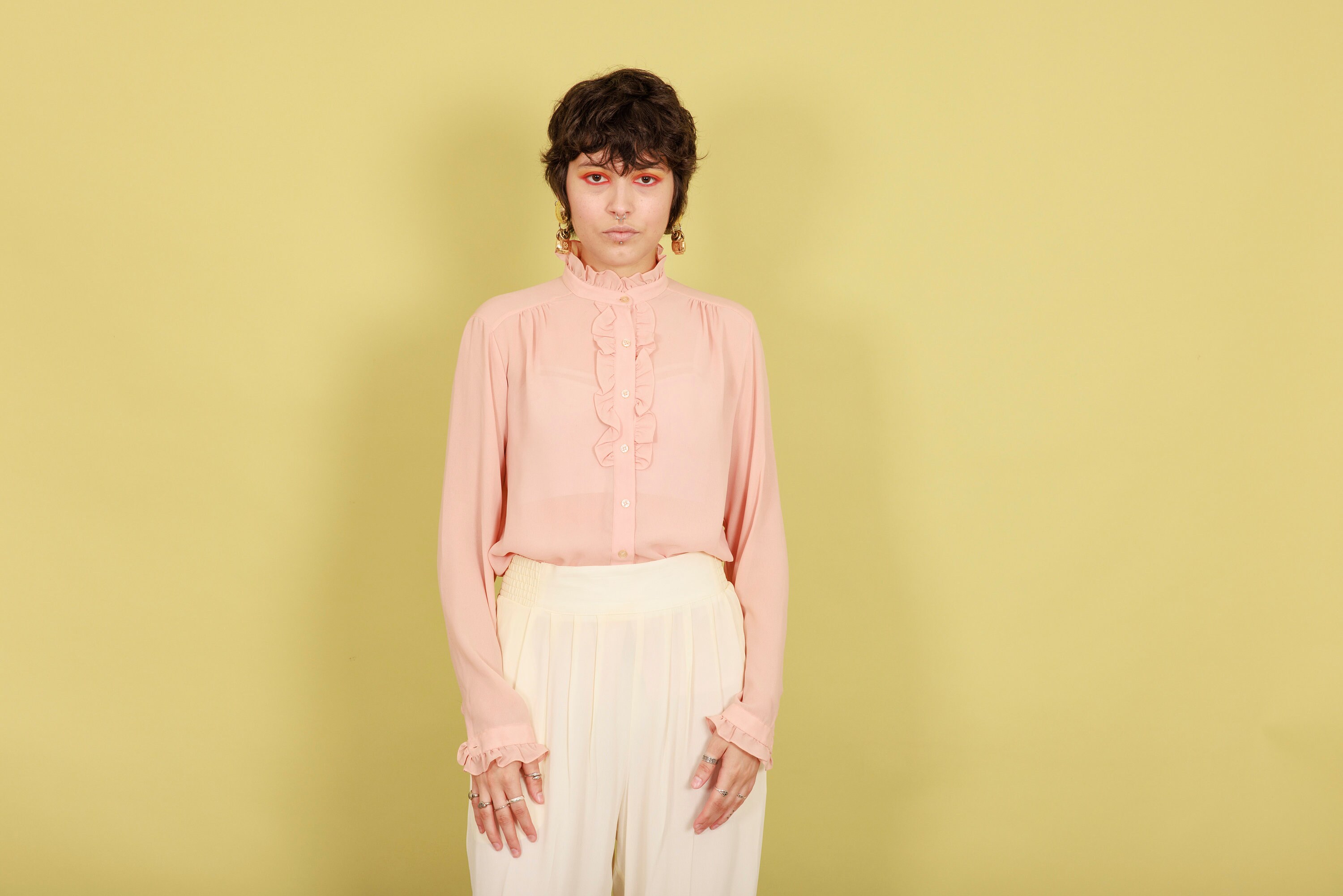 70s Peachy Pink Ruffle Collar Top Vintage Long Sleeve Button Down
