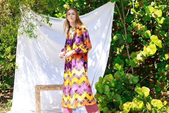 60s Colorful Purple Yellow Mod Print Robe Vintage… - image 1