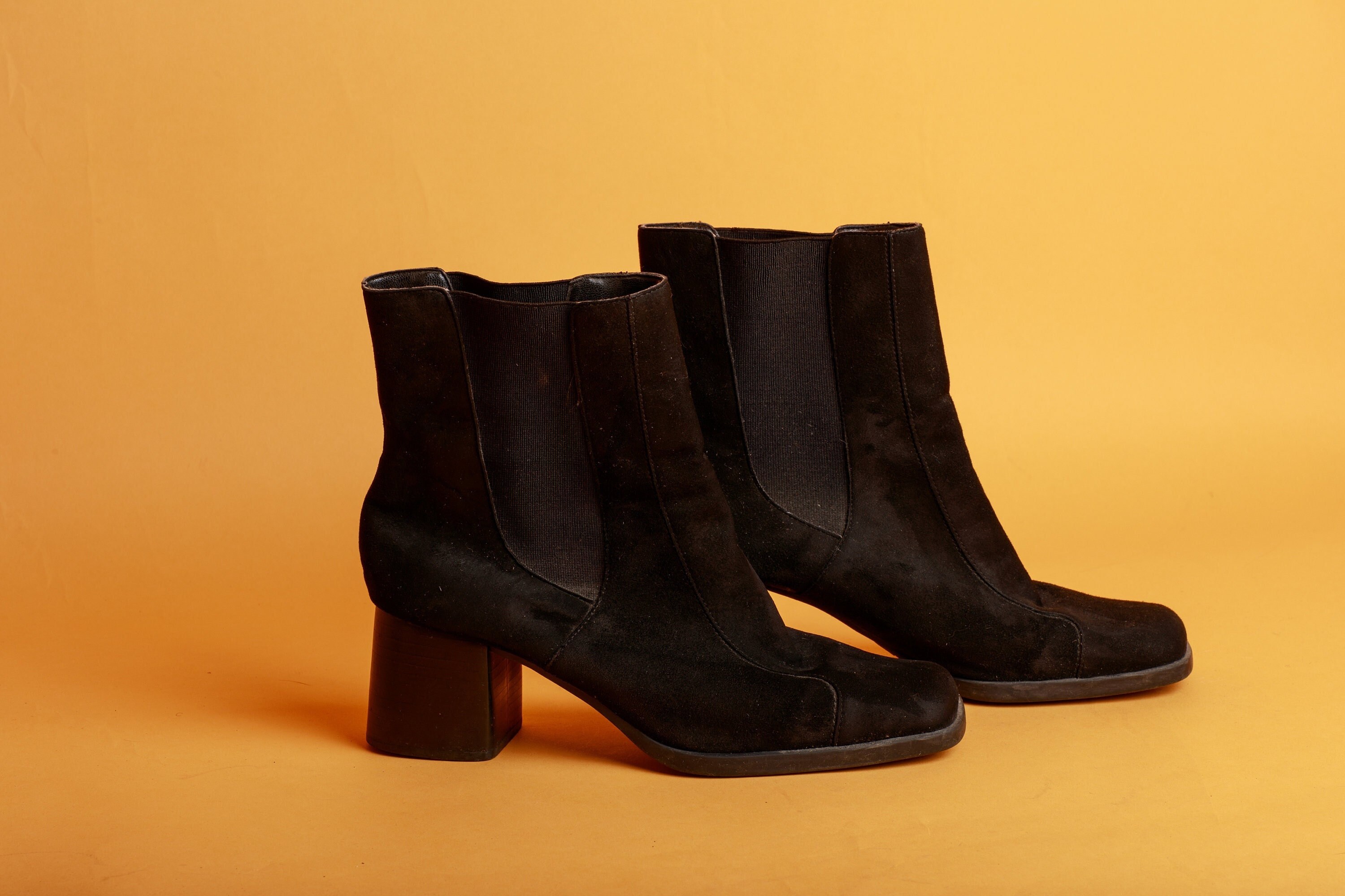 Black velvet boots flat sale