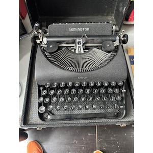 Remington Typewriter With Case - Etsy