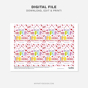 Pu&ograve; includere: Etichette regalo stampabili per San Valentino con un design colorato e il testo "You just hap-pen to be ink-credible! Happy Valentine's Day!"
