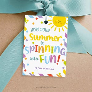 Zomer spinnen met leuk cadeaulabel, einde schooljaar spin speelgoed cadeaulabel voor klascadeaus - INSTANT DOWNLOAD - afdrukbare bewerkbare pdf